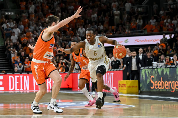 不因一两次 不因一两次