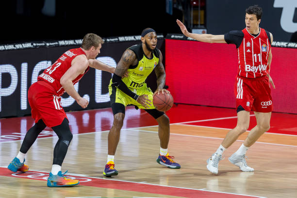 虽然米内罗 虽然米内罗